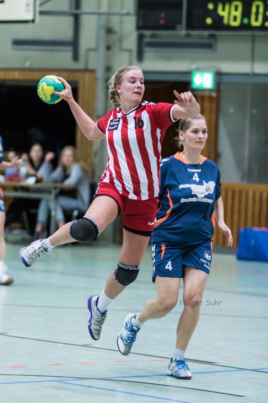 Bild 321 - Frauen Bramstedter TS - TSV Wattenbek 2 : Ergebnis: 20:24